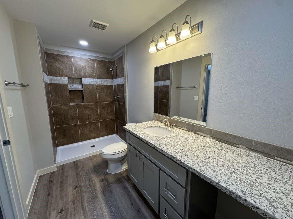 5802 Twisted Pine Court #D, Houston, Texas image 12