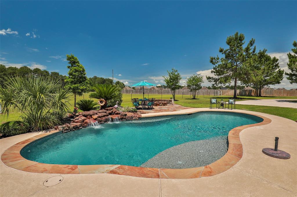 16020 Pine Country Boulevard, Tomball, Texas image 35