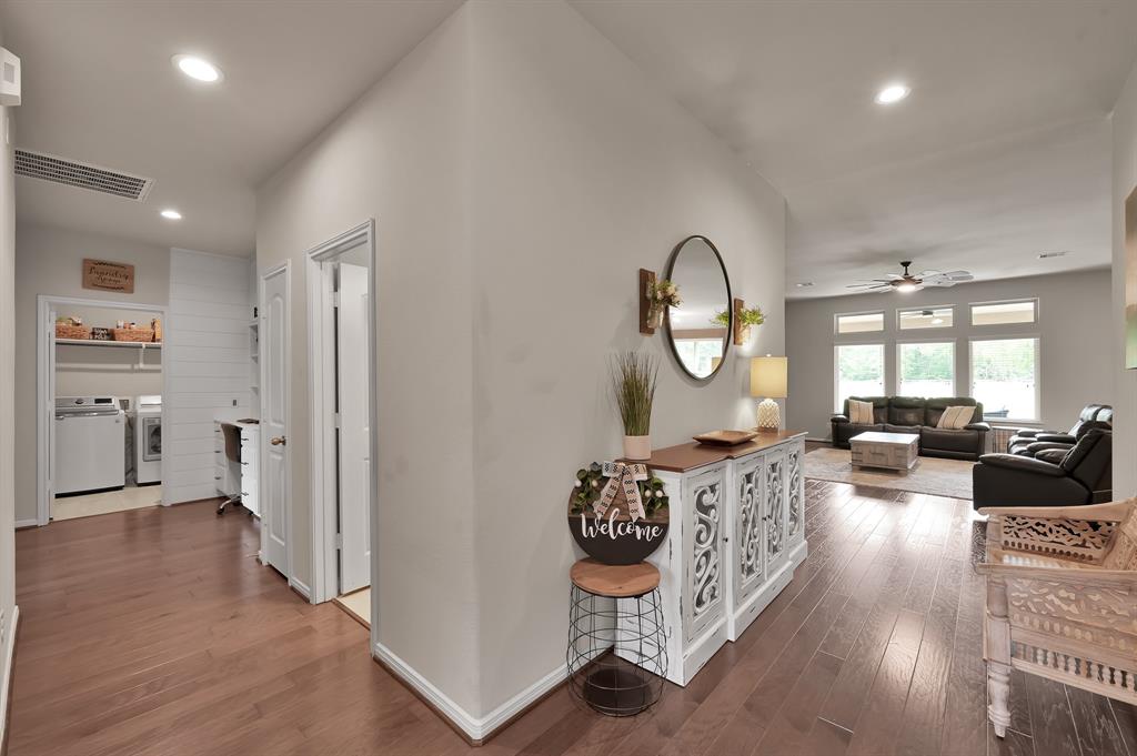 9175 White Tail Drive, Conroe, Texas image 6