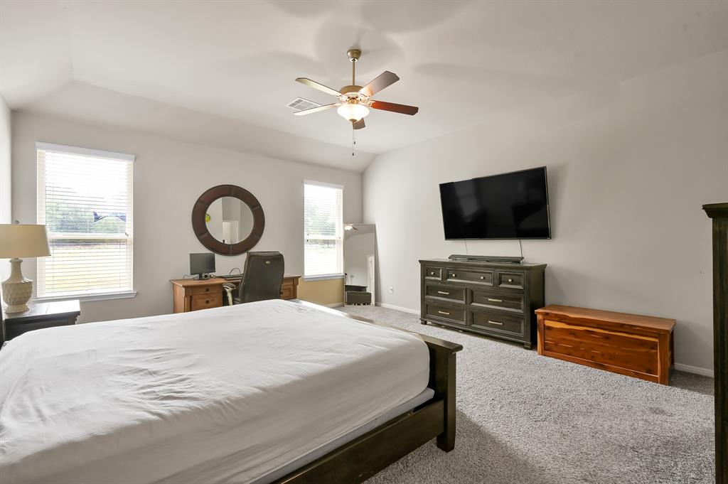 9175 White Tail Drive, Conroe, Texas image 19