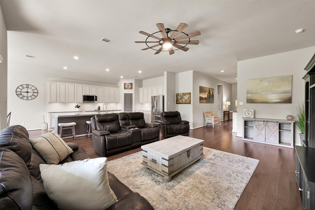 9175 White Tail Drive, Conroe, Texas image 11