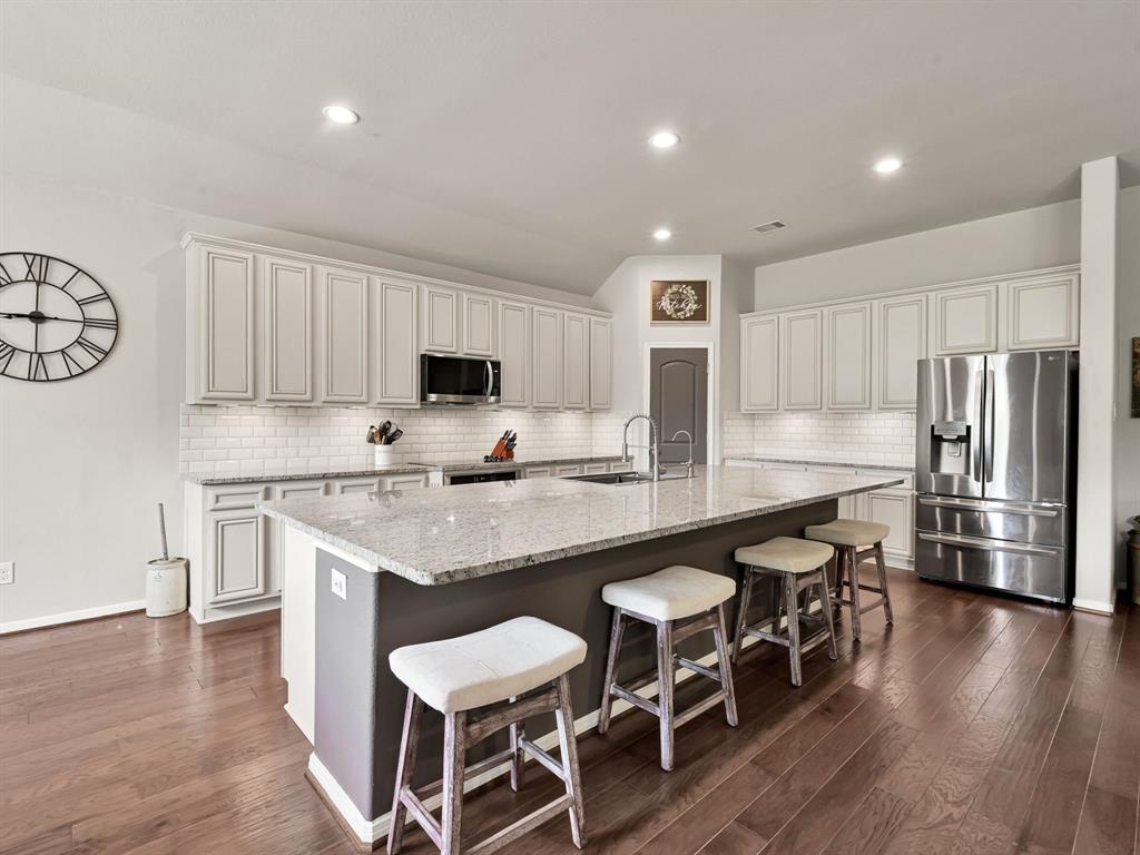 9175 White Tail Drive, Conroe, Texas image 12