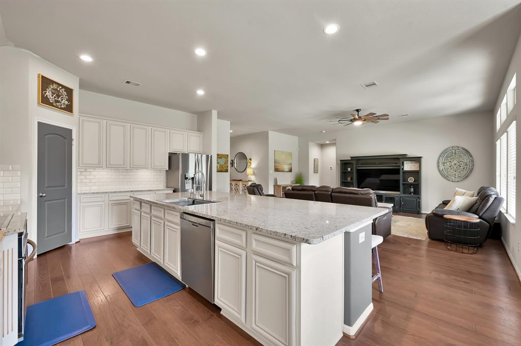 9175 White Tail Drive, Conroe, Texas image 14
