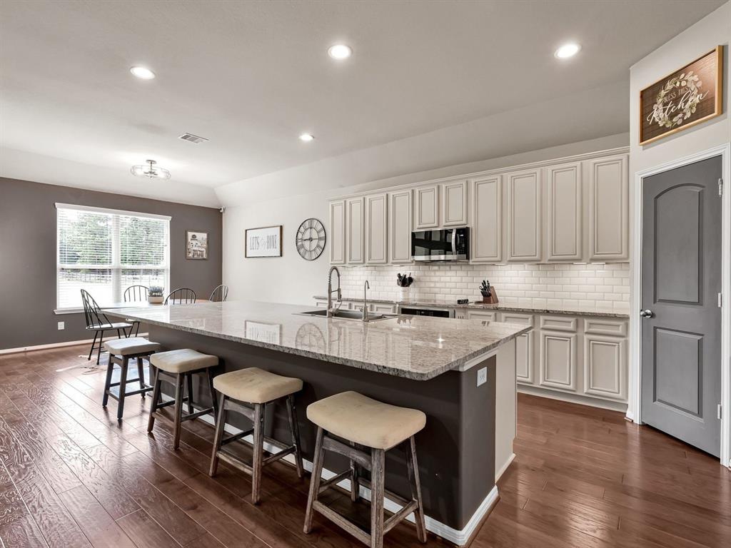 9175 White Tail Drive, Conroe, Texas image 13