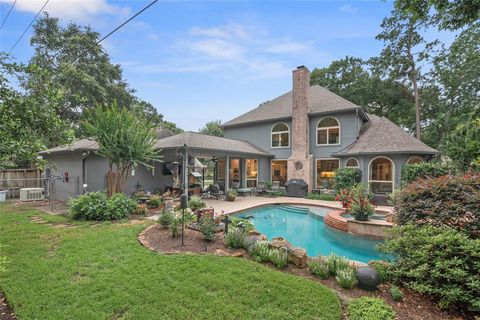 Single Family Residence in Spring TX 18410 Forest Elms Drive 42.jpg