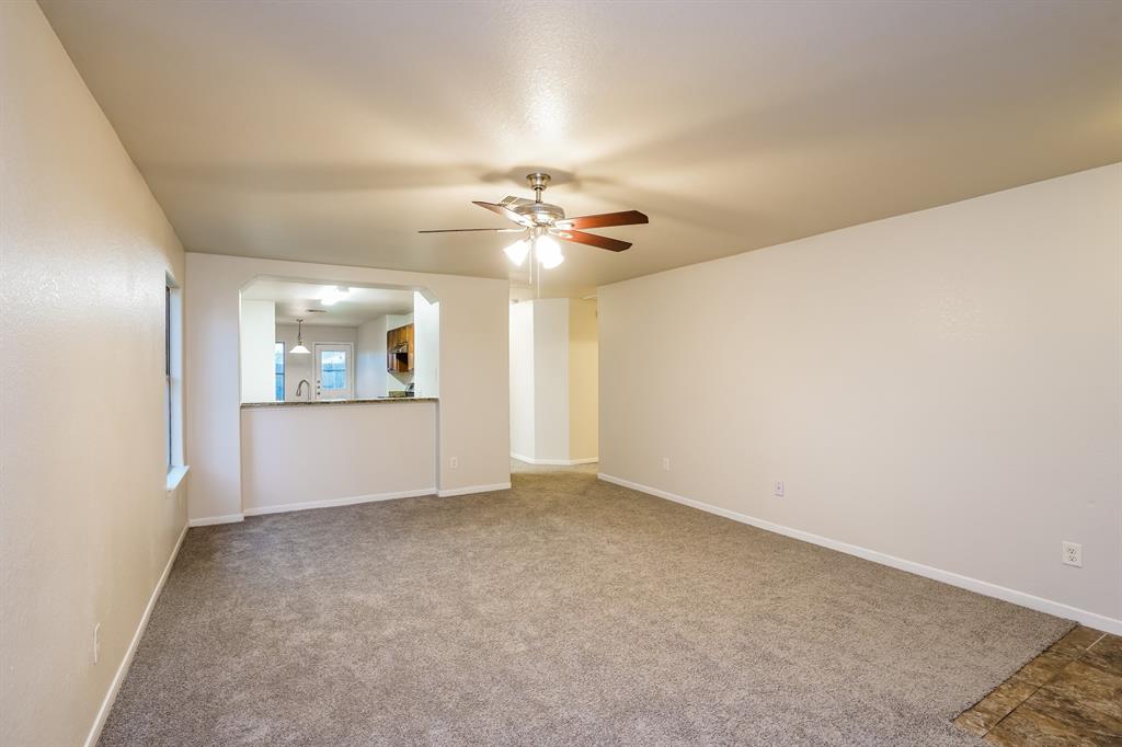 2714 Roaring Oaks Lane, Katy, Texas image 5