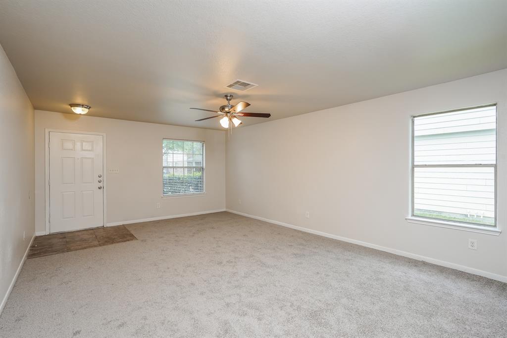 2714 Roaring Oaks Lane, Katy, Texas image 3