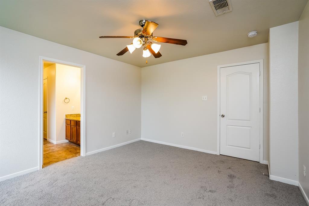 2714 Roaring Oaks Lane, Katy, Texas image 14
