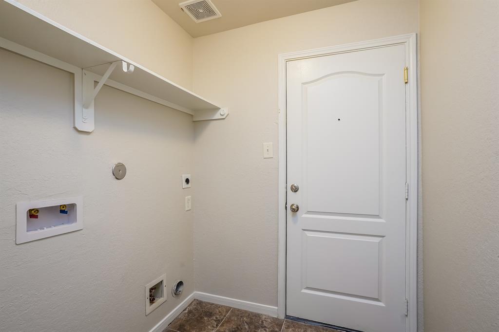 2714 Roaring Oaks Lane, Katy, Texas image 23