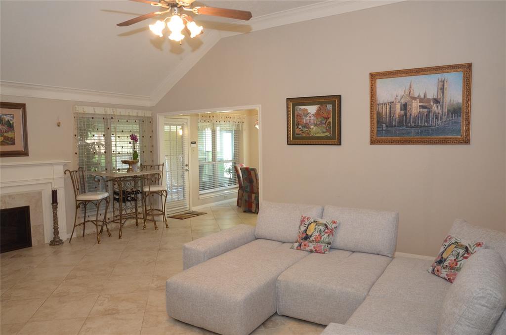 2939 Rimrock Drive