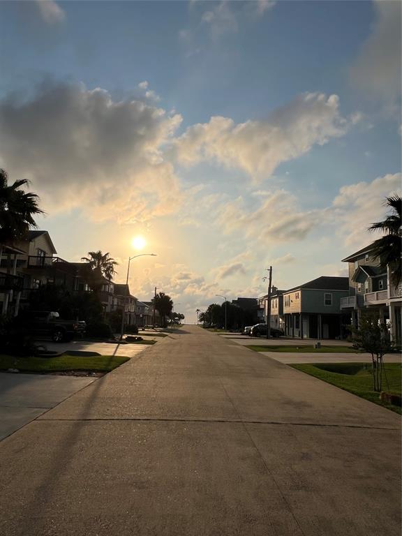 22513 Bay Point Drive, Galveston, Texas image 16