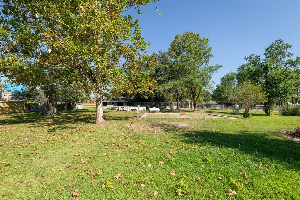 8100 Bender Road, Humble, Texas image 1