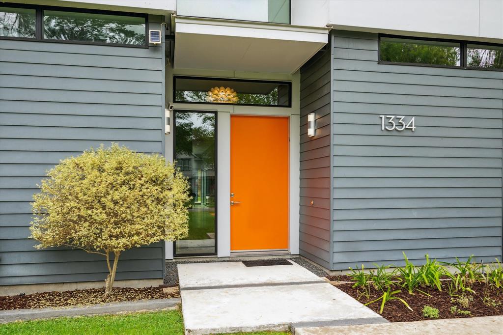 1334 Sue Barnett Drive