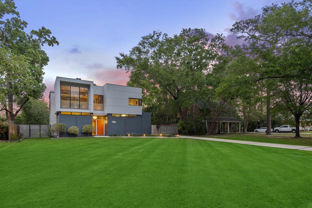 1334 Sue Barnett Drive