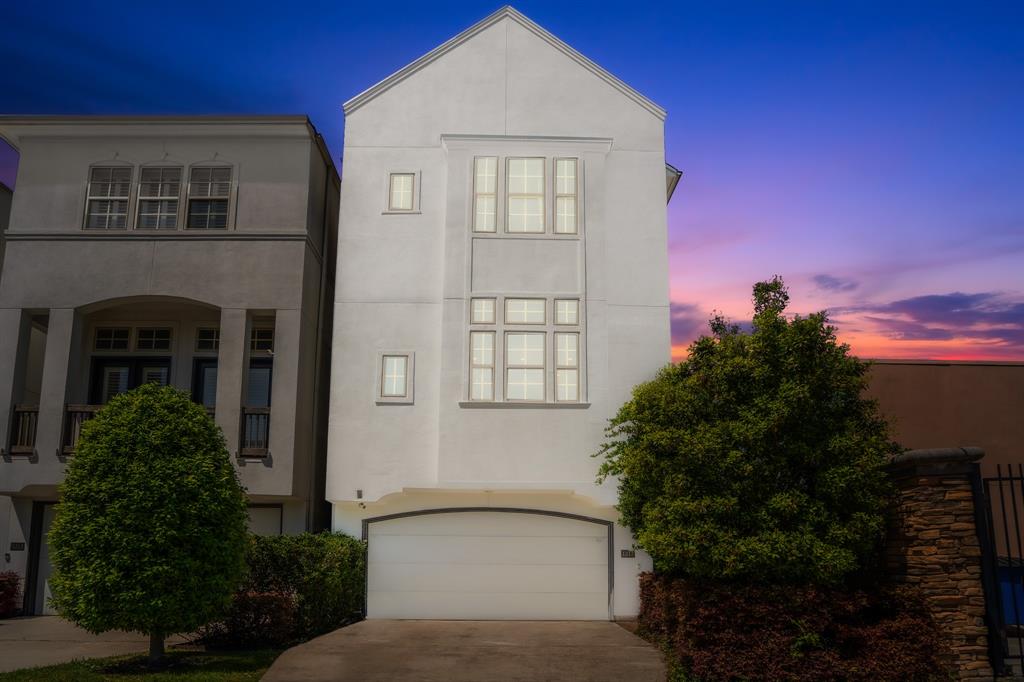 1217 E 28th Street, Houston, Texas image 2