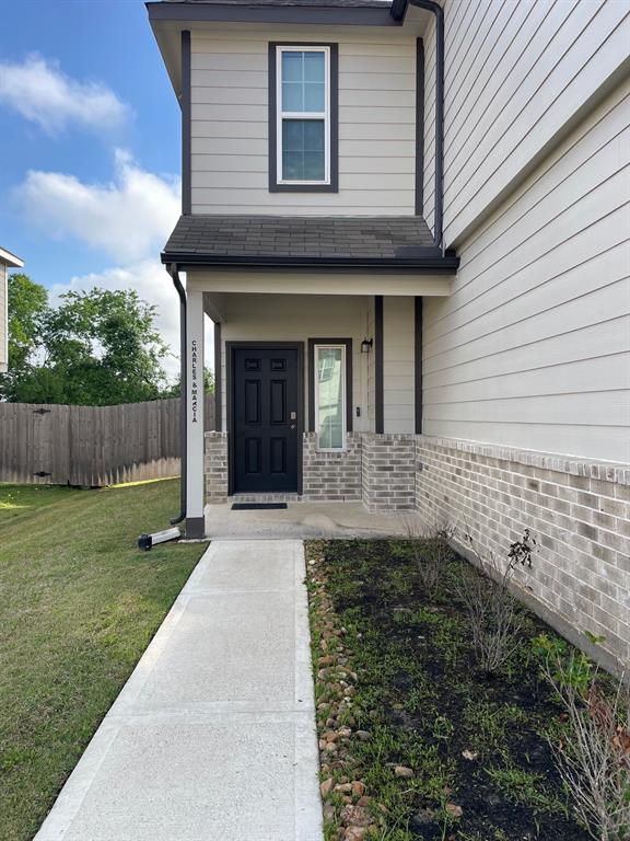 985 Harper Lane, Bryan, Texas image 2