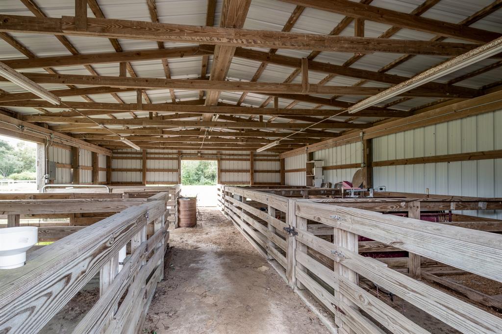 402 C S Harmon Road, Hankamer, Texas image 38