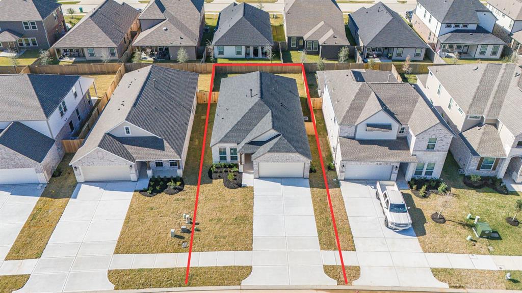 1952 Scarlet Yaupon Way, Conroe, Texas image 2