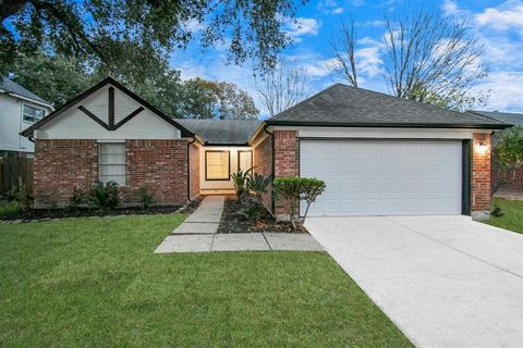 4915 Pecan Grove Dr Pearland TX 77584