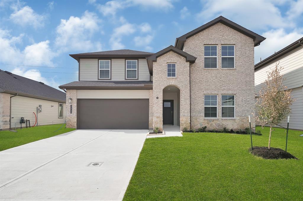 4014 Edzell Heights Drive, Fulshear, Texas image 1