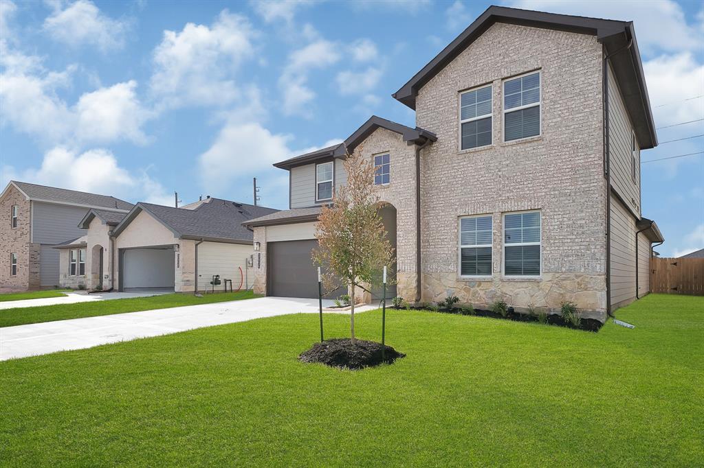 4014 Edzell Heights Drive, Fulshear, Texas image 2
