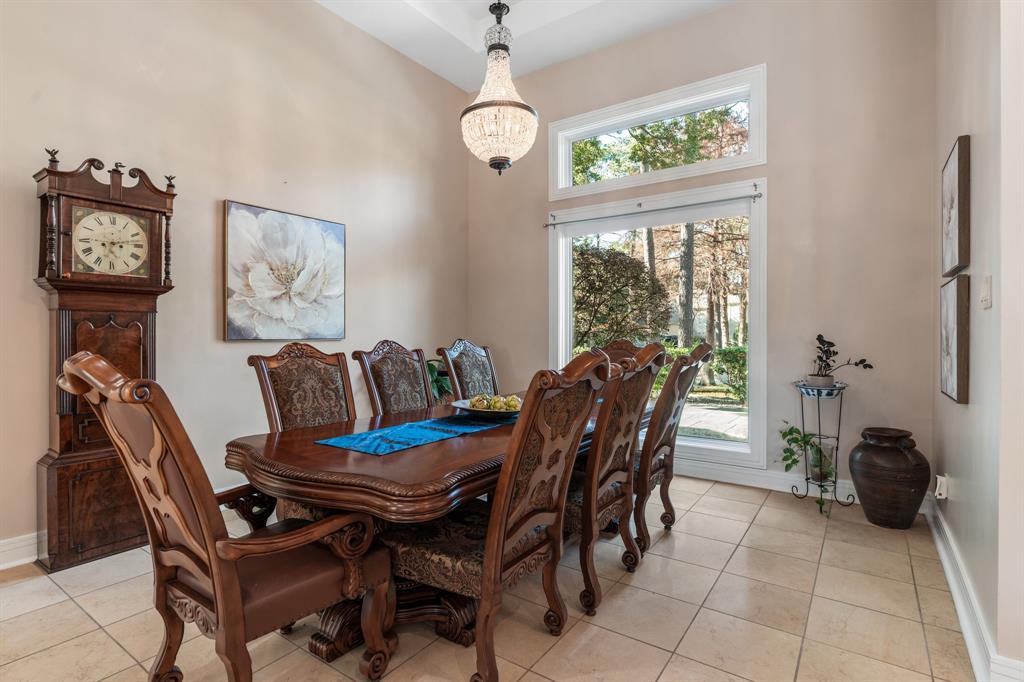 51 Wincrest Falls Drive