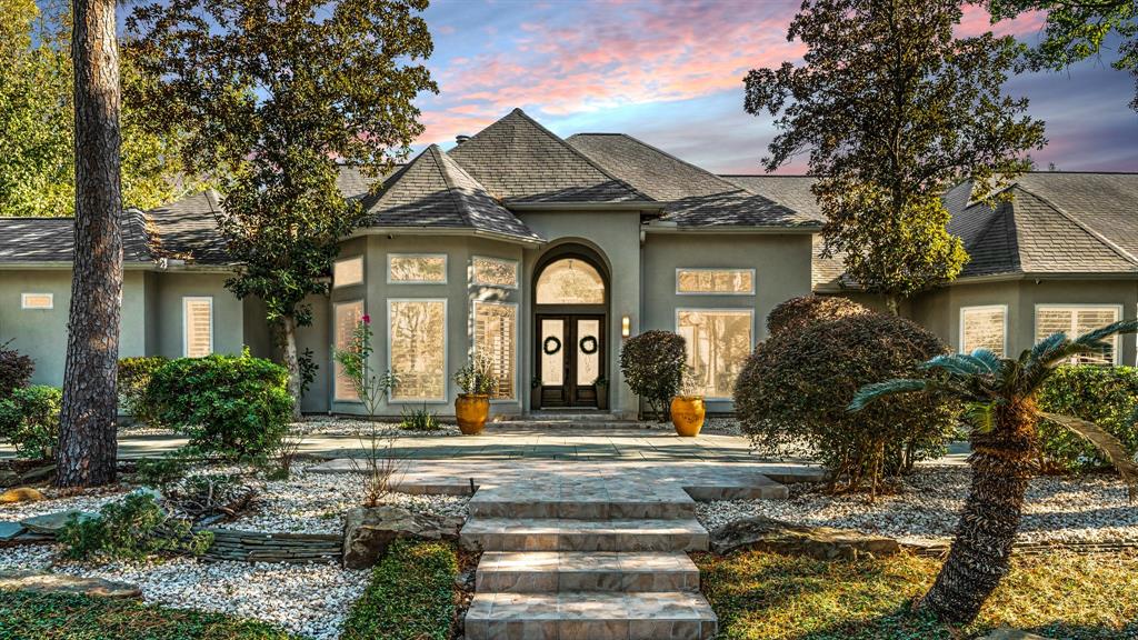 51 Wincrest Falls Drive