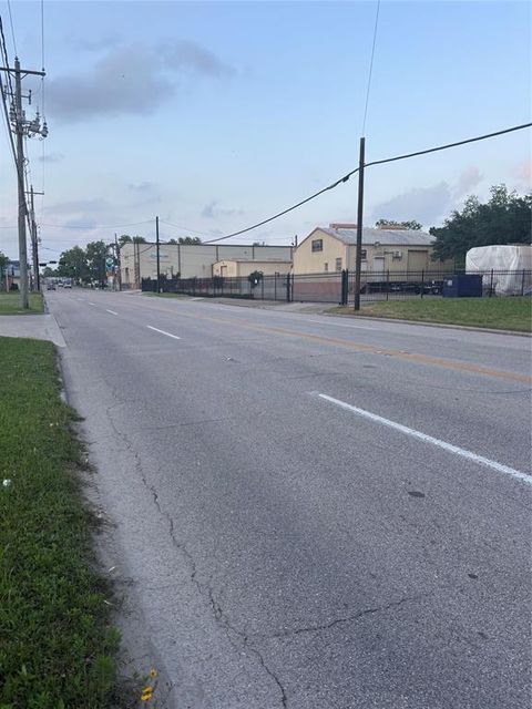 Photo of 0 N Main Street, Baytown, TX 77520 (MLS # 24991402) Photo of 0 N Main Street, Baytown, TX 77520 (MLS # 24991402)