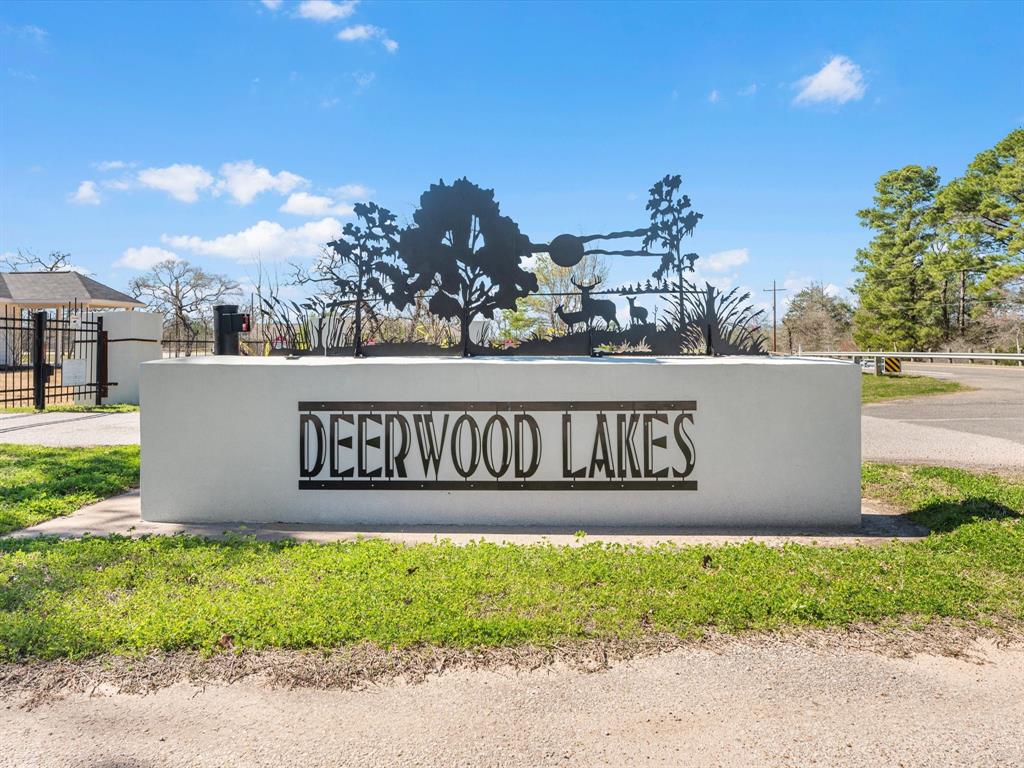 26390 Deerwood Drive, Hempstead, Texas image 1