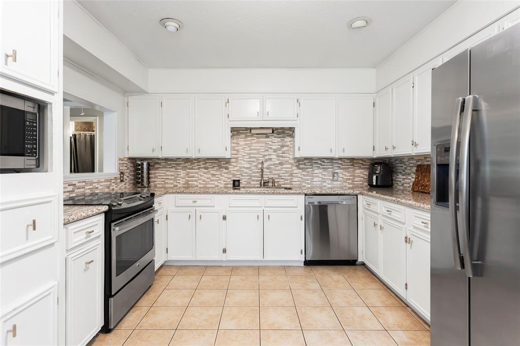 12415 32nd Street, Santa Fe, Texas image 7