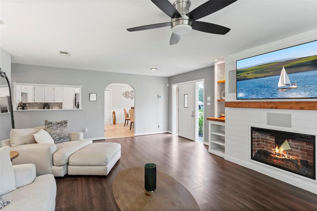 12415 32nd Street, Santa Fe, Texas image 6