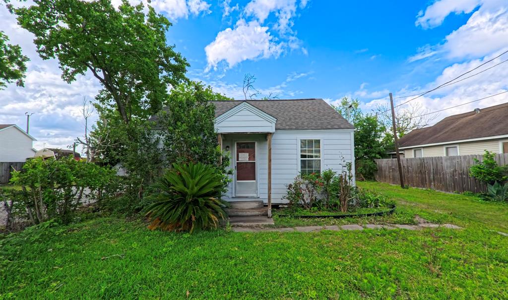 916 Lakin Avenue, Pasadena, Texas image 1