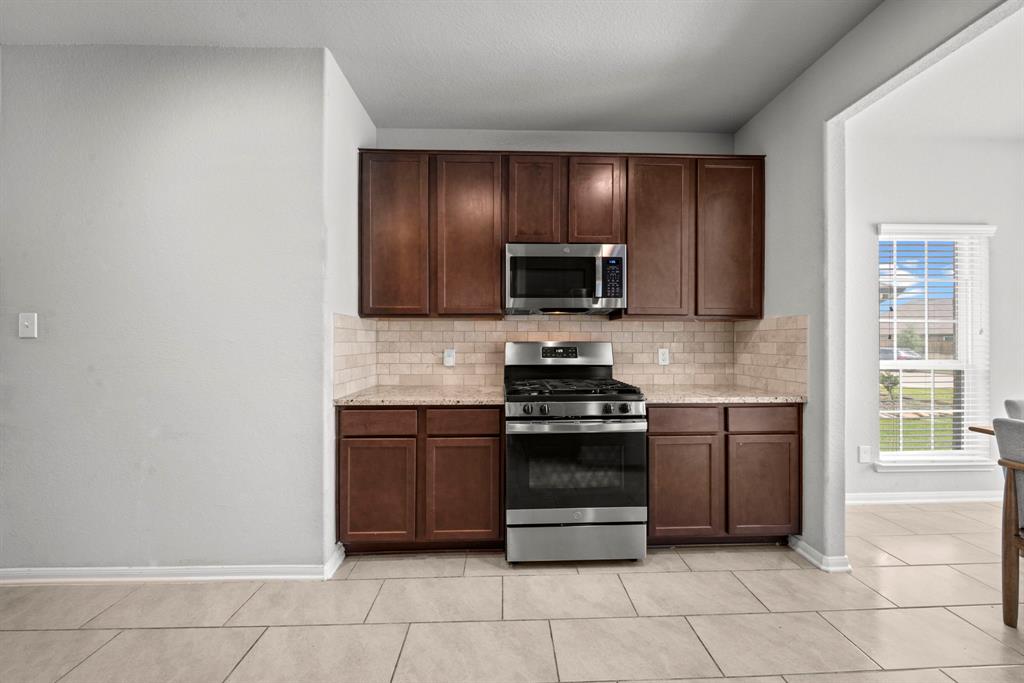 4111 Fair Country Lane, Katy, Texas image 5