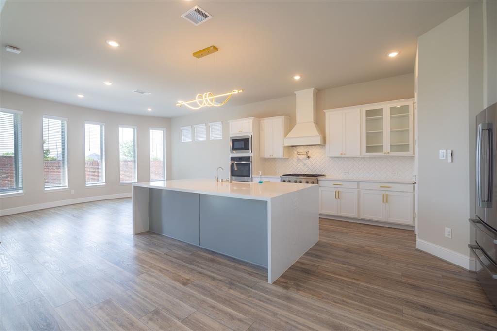 property-search 1 2002 Morton Cove Court
