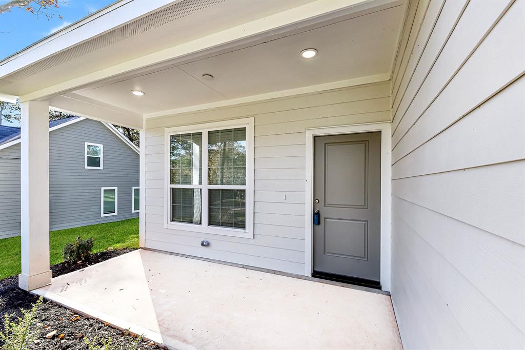 1106 11th Street, Galena Park, Texas image 3