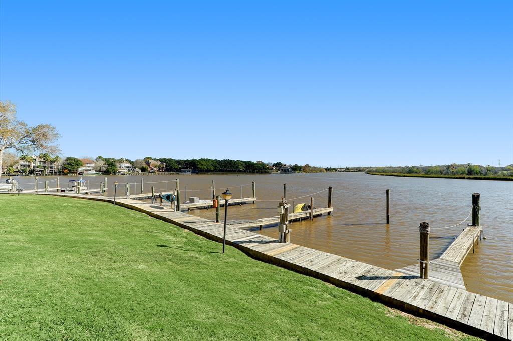 18809 Egret Bay Boulevard #104, Webster, Texas image 15