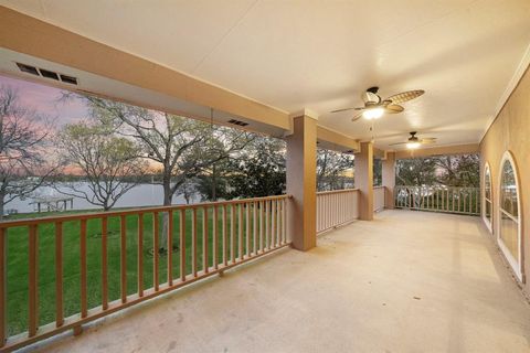 A home in Seabrook