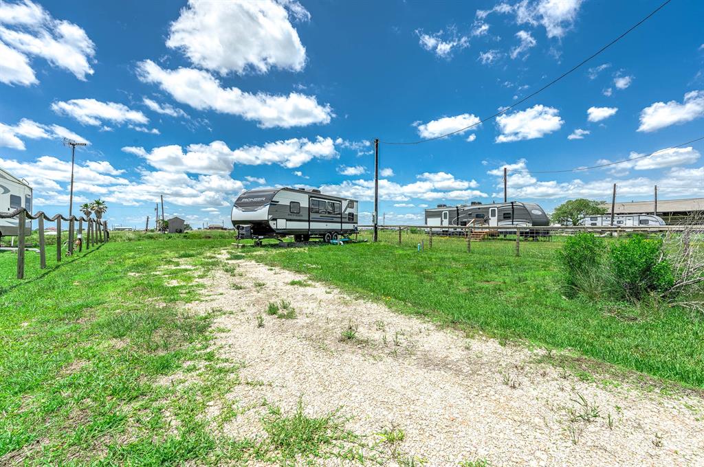 Hall Avenue, Sargent, Texas image 19