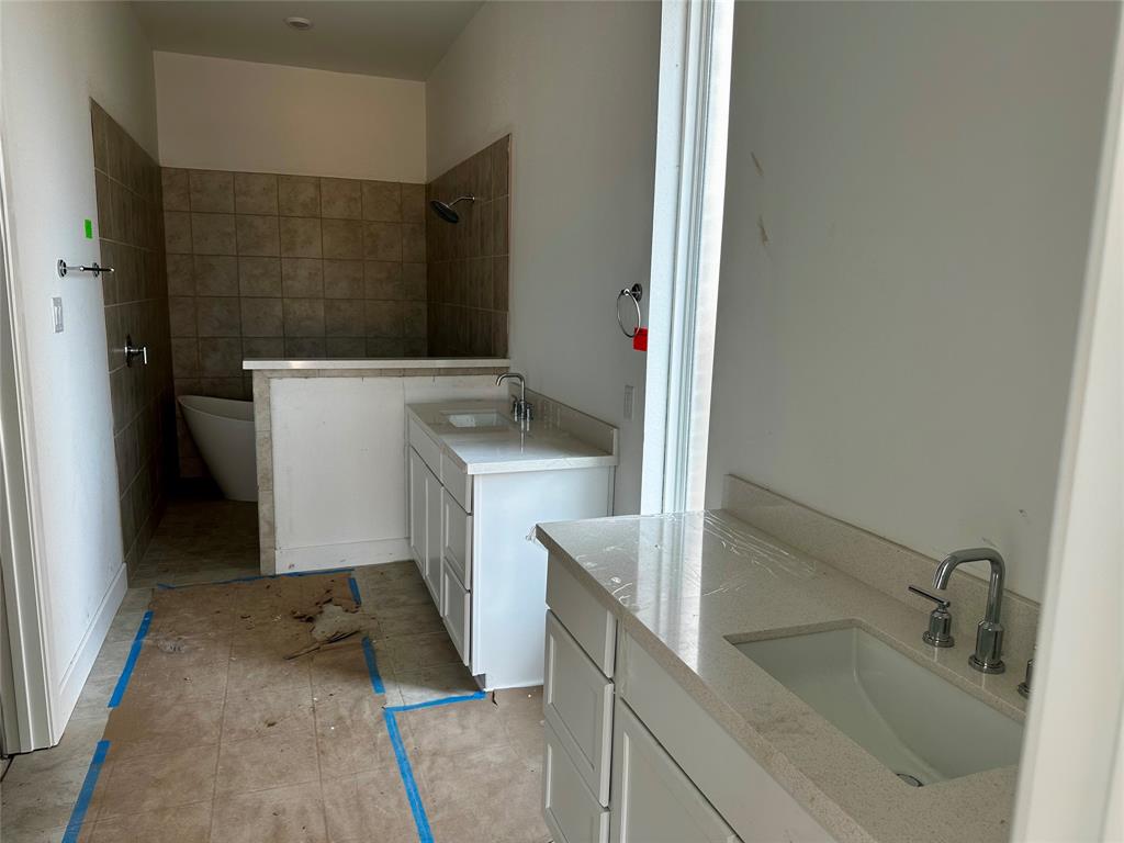 1408 River Point Drive, Friendswood, Texas image 4