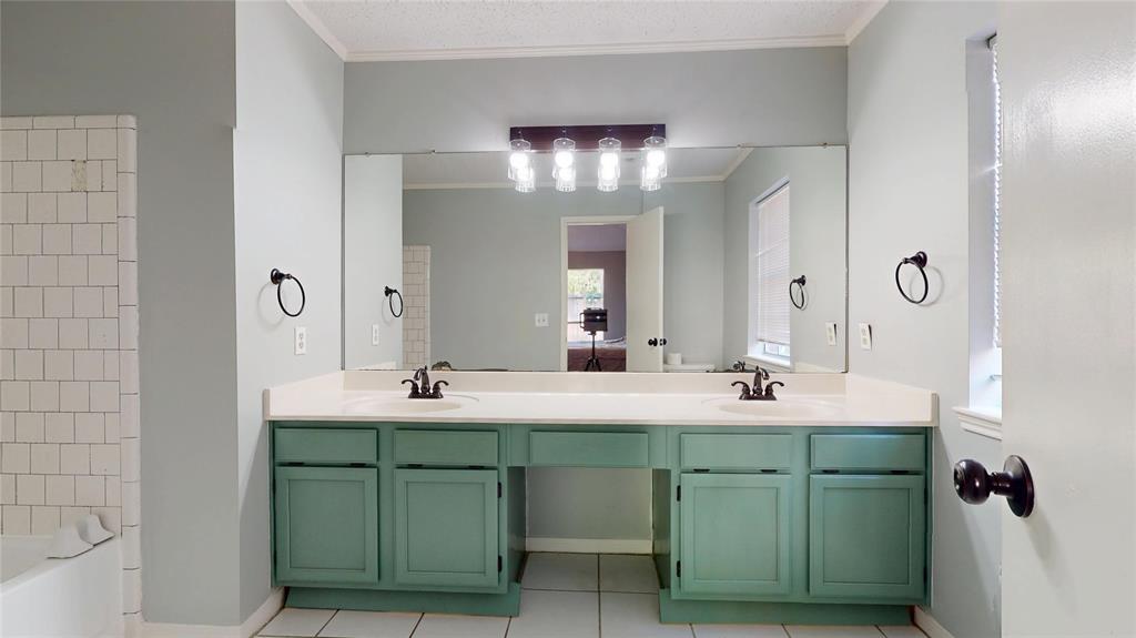 9310 Palm Shores Drive, Spring, Texas image 27