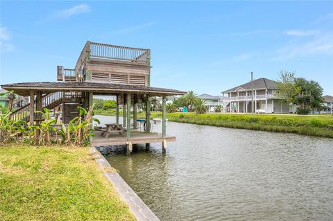 A home in Crystal Beach