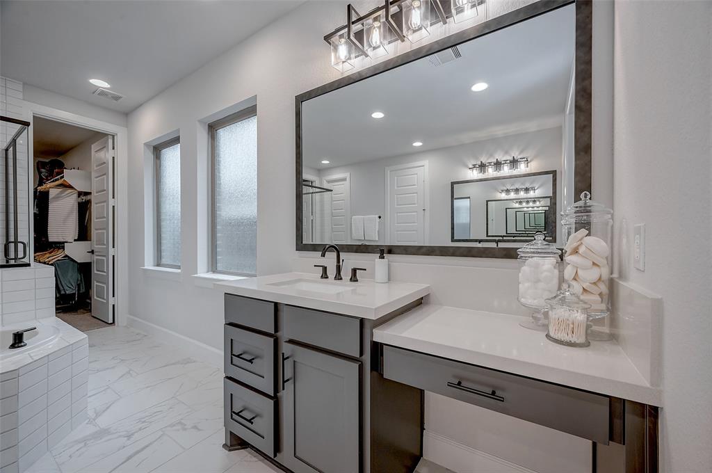 6718 Mirabeau Lane, Katy, Texas image 26