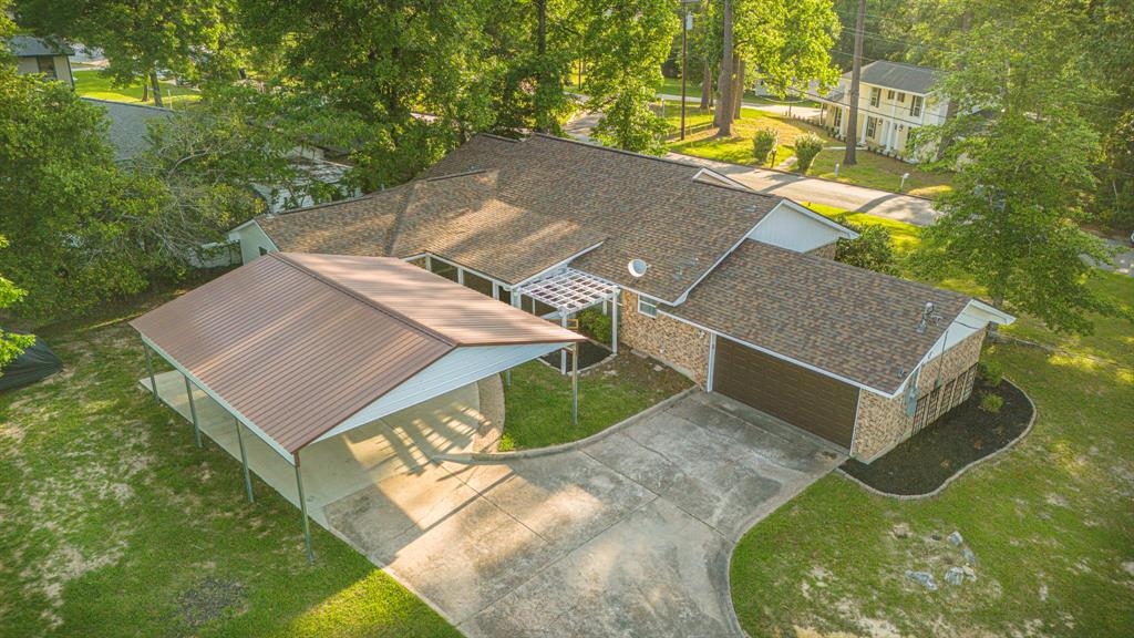 403 E Lake Drive, Livingston, Texas image 25