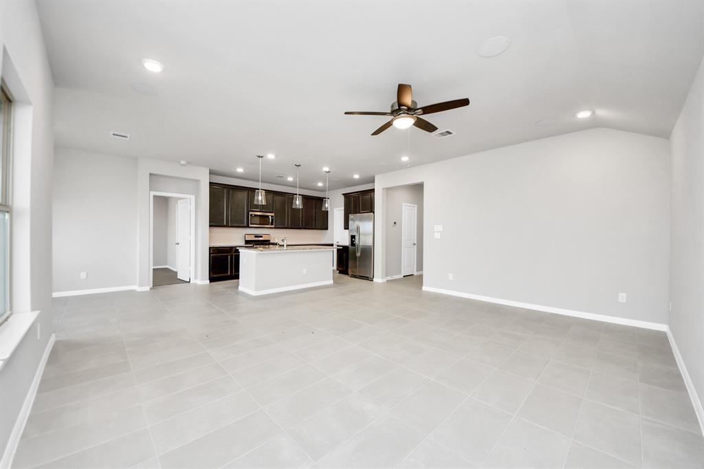 1307 Bonnerjee Drive, Crosby, Texas image 11