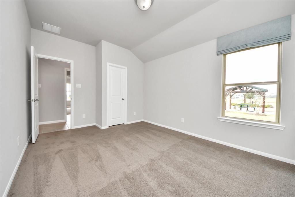 1307 Bonnerjee Drive, Crosby, Texas image 31