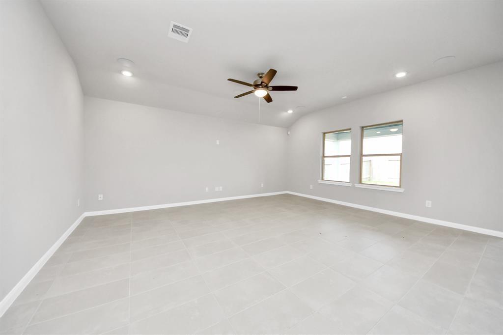 1307 Bonnerjee Drive, Crosby, Texas image 14