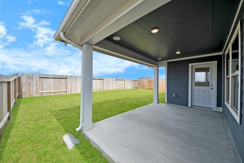 1307 Bonnerjee Drive, Crosby, Texas image 35