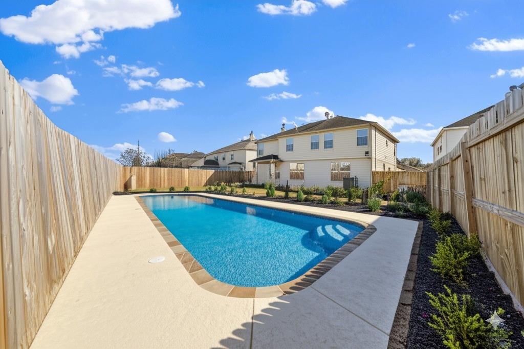 4722 Lunsford Hollow Lane, Friendswood, Texas image 16