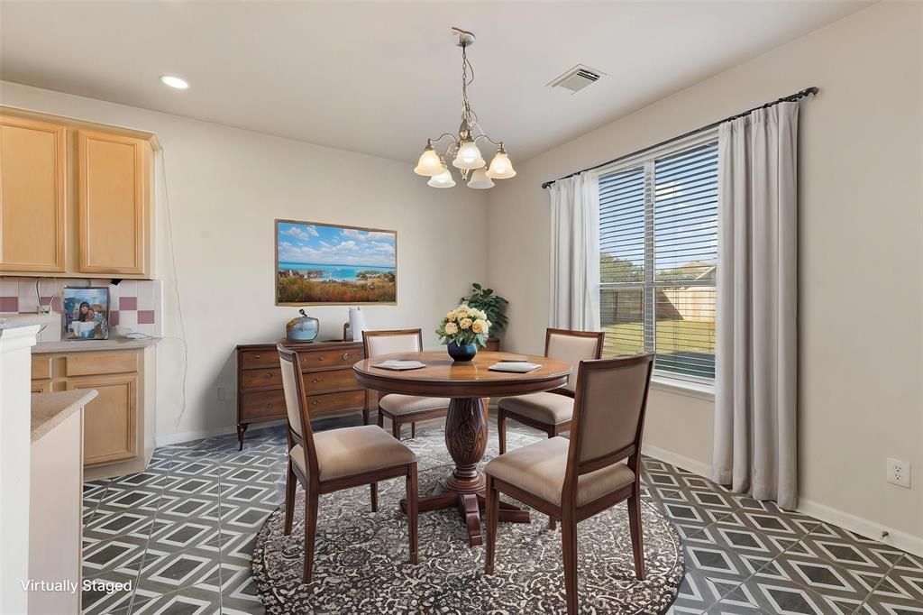 4722 Lunsford Hollow Lane, Friendswood, Texas image 5