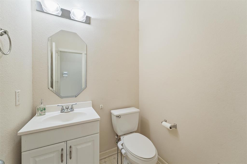 4722 Lunsford Hollow Lane, Friendswood, Texas image 15